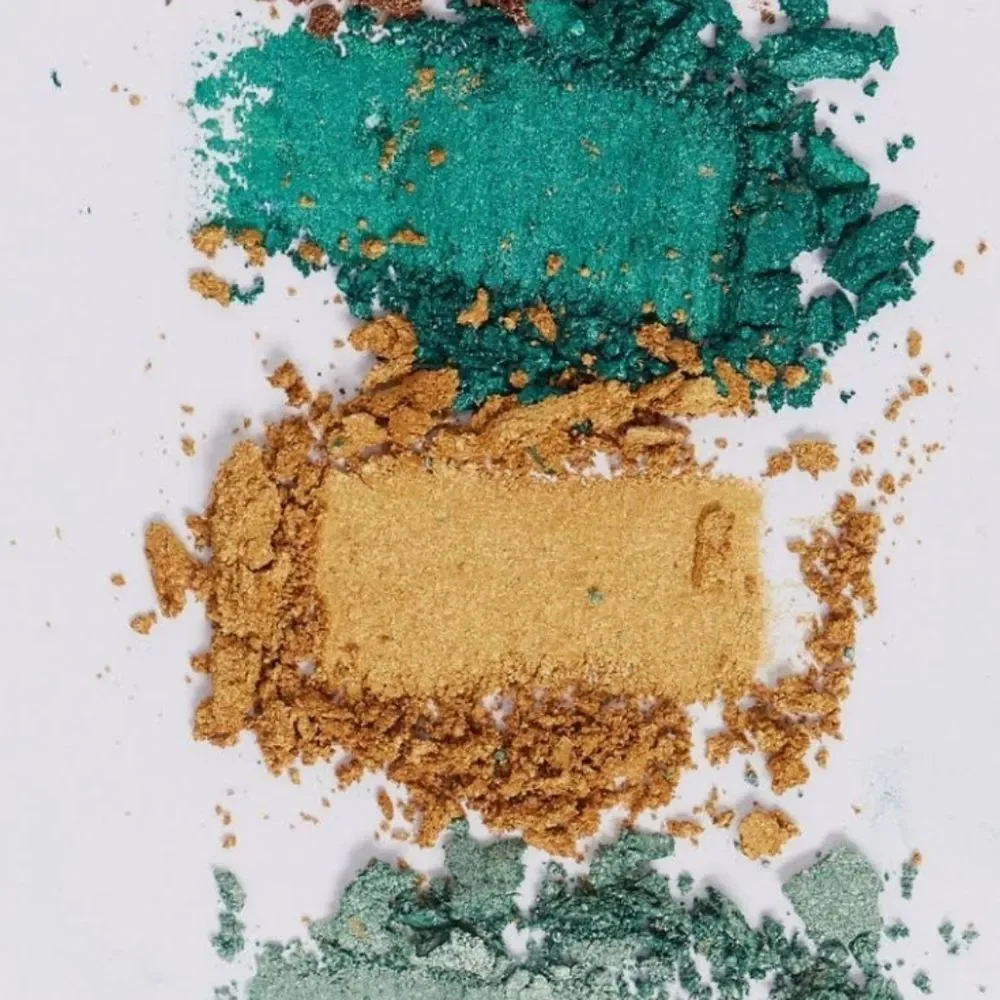 Revolution‎ Beauty Tasty Burger Eyeshadow Palette